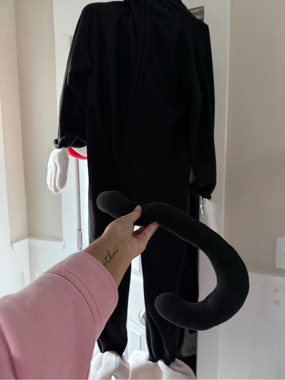 Cat in the Hat Dr. Seuss Costume Halloween Size Medium - Picture 5 of 5